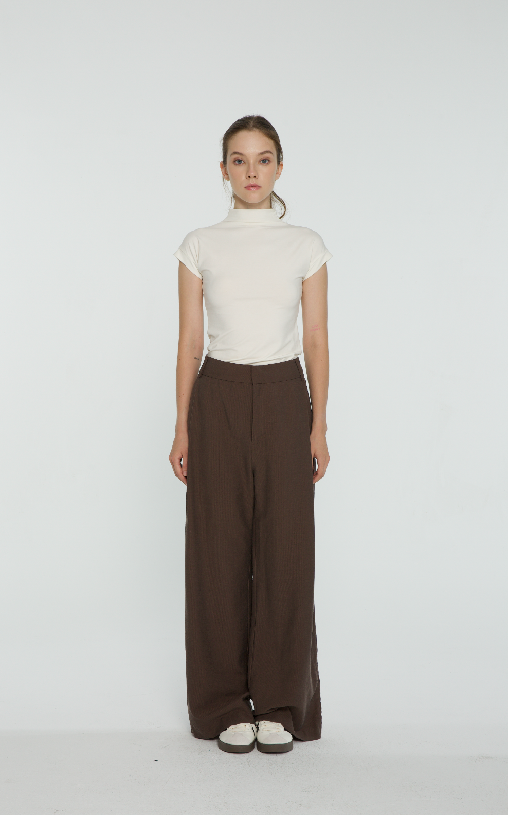 YC001001（Top in the picture)