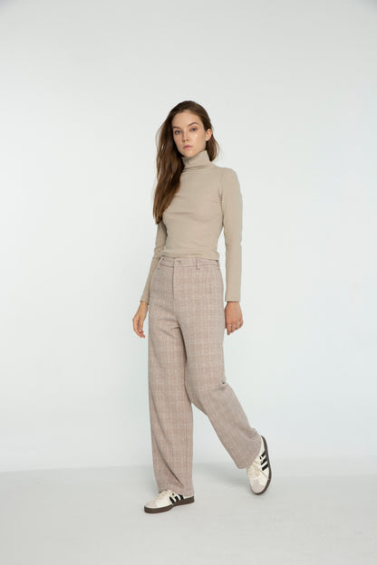 66YC24038（pants in the picture)